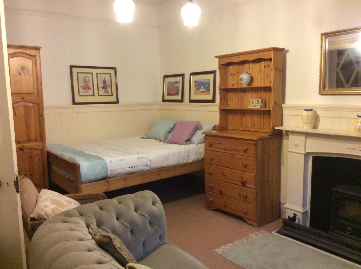 Newhall Glasgow Extérieur photo