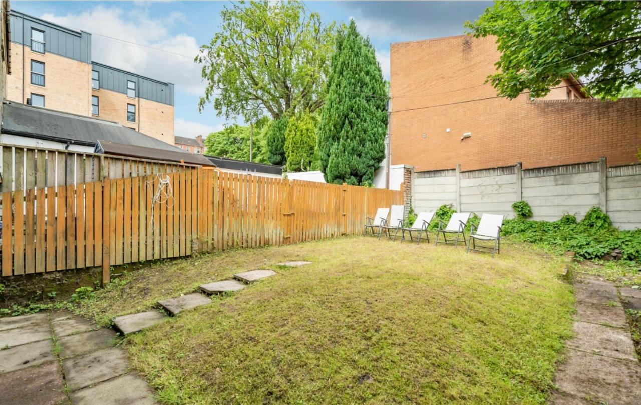 Newhall Glasgow Extérieur photo
